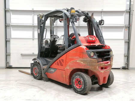 Wózki gazowe 2014  Linde H25T-02 (3)