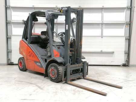 Wózki gazowe 2014  Linde H25T-02 (6)