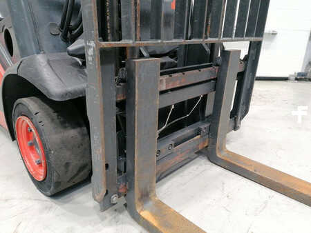 LPG Forklifts 2011  Linde H16T-01 (7)