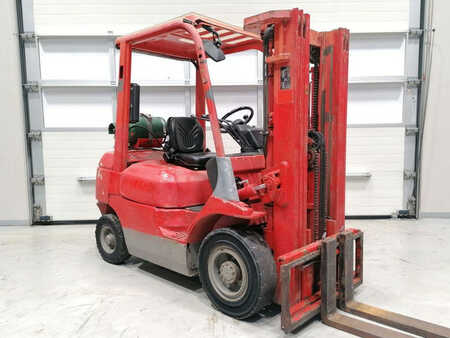 LPG Forklifts 2004  Toyota 42-7FGF25 (6)