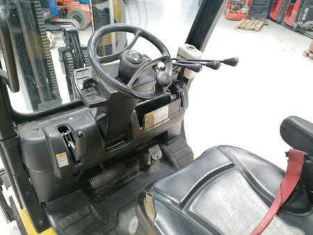 Dieselový VZV 2011  Yale GDP35VX (8)