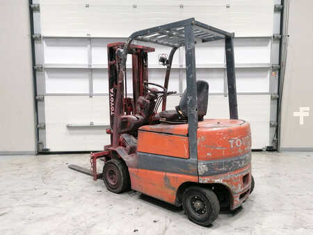 Carrelli elettrici 4 ruote 2000  Toyota FBMF16 (3)