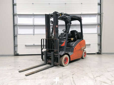 LPG Forklifts 2013  Linde H16T-01 (1)