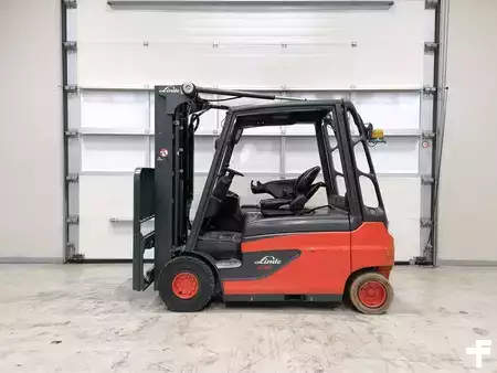 Carrelli elettrici 4 ruote 2012  Linde E30L-01 (2)