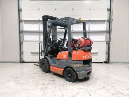 LPG Forklifts 1997  Toyota 42-6FGF15 (3)