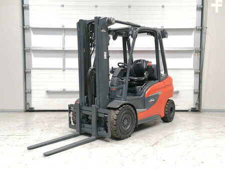 Nestekaasutrukki 2020  Linde H30T-01 (1)