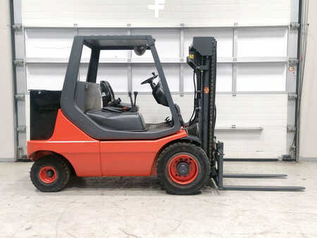 Electric - 4 wheels 1993  Linde E35P (5)