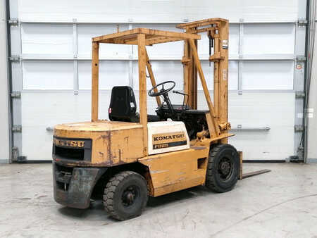 Diesel Forklifts - Komatsu FD25-8 (4)