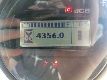 Elektryczne 4-kołowe 2019  JCB TLT30-19E (11)