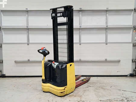 Apilador eléctrico 2010  Hyster S1.0 AC (4)