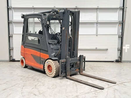 El truck - 4 hjulet 2012  Linde E30L-01 (6)