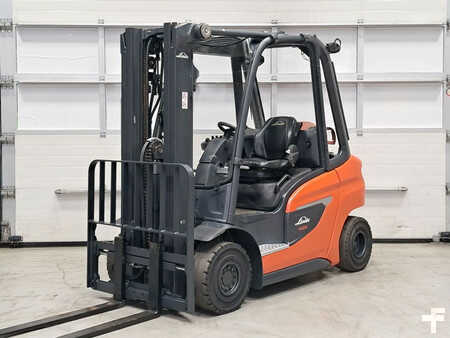 LPG heftrucks 2021  Linde H25T-01 (1)