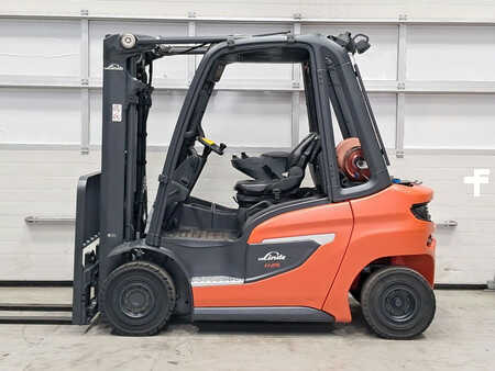 LPG heftrucks 2021  Linde H25T-01 (2)