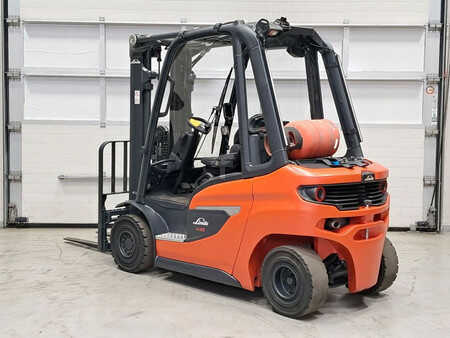 LPG heftrucks 2021  Linde H25T-01 (3)