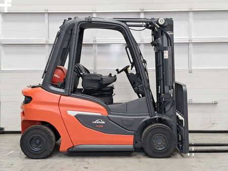LPG heftrucks 2021  Linde H25T-01 (5)
