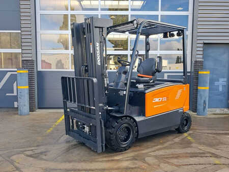 Doosan B30X-7 Plus