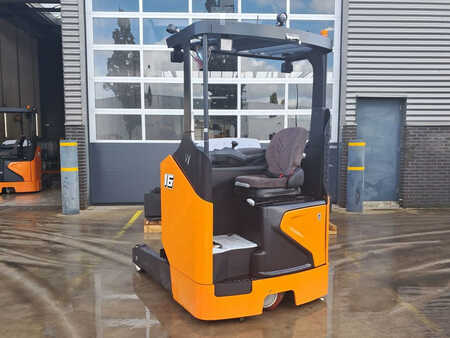 Chariots à mât rétractable 2023  Doosan BR16JW-9 (2)