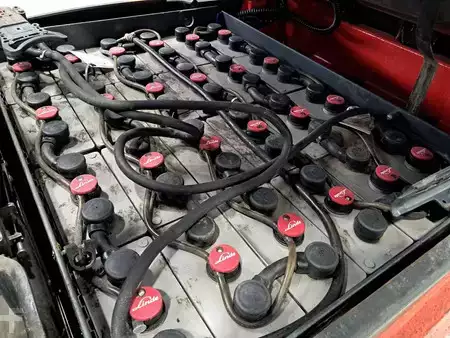 Electric - 4 wheels 2019  Linde E20PH-02 (9)