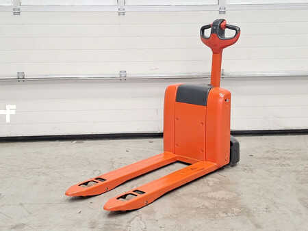 Electric Pallet Trucks 2021  Linde MT15 (9)