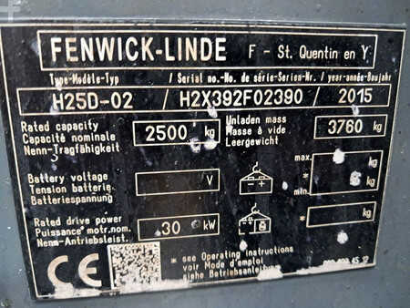 Wózki widłowe diesel 2015  Linde H25D-02 (11)