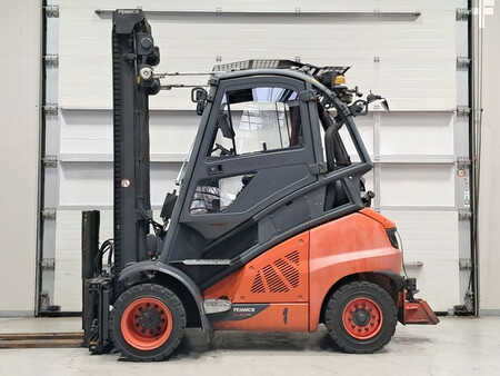 Treibgasstapler 2015  Linde H40T-02 (2)
