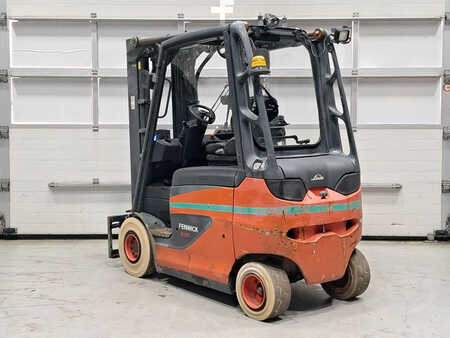 Sähkö - 4 pyör 2015  Linde E25H-01/600 (3)