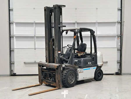 Dieselstapler 2019  Unicarriers YG1D2A32Q (1)