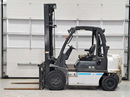 Dieselstapler 2019  Unicarriers YG1D2A32Q (2)