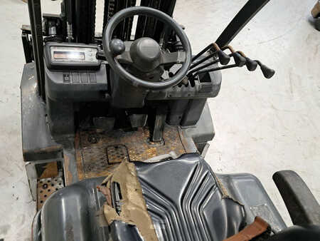 Dieselstapler 2019  Unicarriers YG1D2A32Q (8)