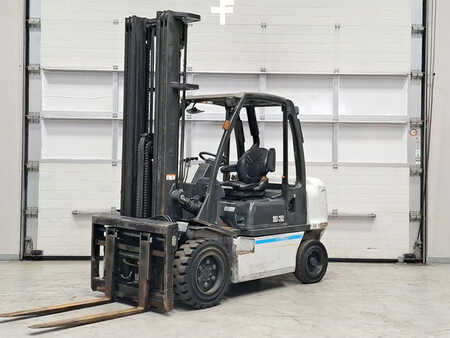 Dieselstapler 2019  Unicarriers YG1D2A32Q (1)
