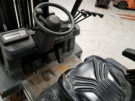 Dieselstapler 2019  Unicarriers YG1D2A32Q (7)