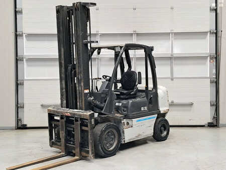 Dieselstapler 2019  Unicarriers YG1D2A32Q (1)