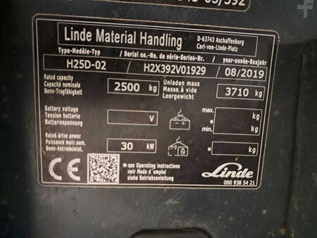 Wózki widłowe diesel 2019  Linde H25D-02 (10)