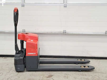 Niederhubwagen 2019  Linde MT15 (5)