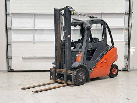 Dieselstapler 2012  Linde H25D-01 (1)
