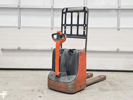 Electric Pallet Trucks 2014  Linde T16 (4)