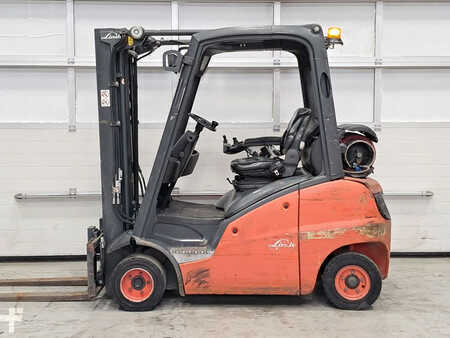Carretilla elevadora GLP 2012  Linde H20T-01 (2)