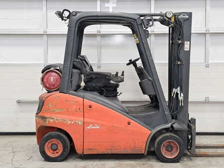 Carretilla elevadora GLP 2012  Linde H20T-01 (5)