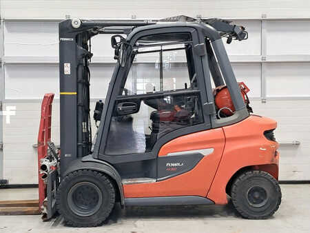 Carretilla elevadora GLP 2021  Linde H30T-01 (2)