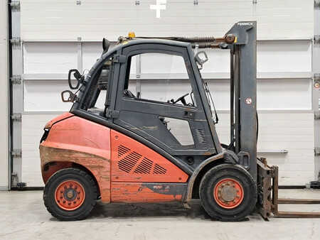 Empilhador diesel 2011  Linde H45D-01 (5)
