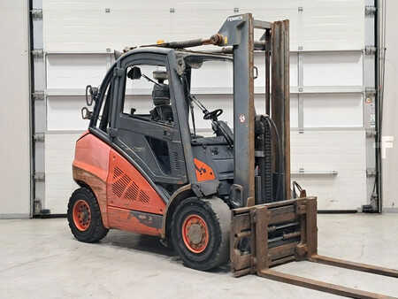 Empilhador diesel 2011  Linde H45D-01 (6)