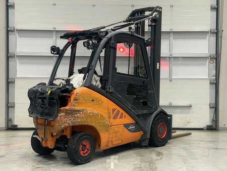 LPG heftrucks  Linde H35T-02 (4)
