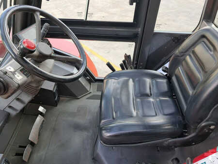 Rough Terrain Forklifts 2004  Manitou MC70T (8)