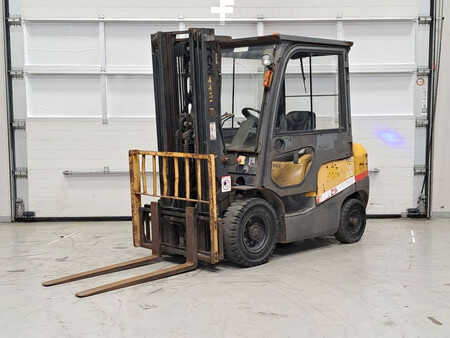 Diesel Forklifts 2012  TCM FD25T3 (1)