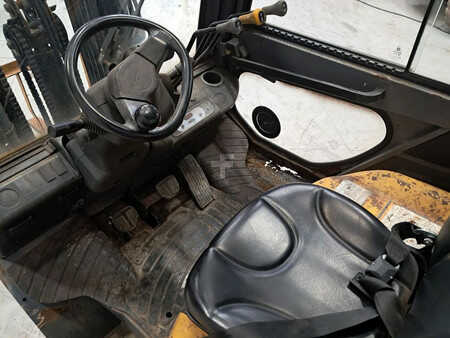 Diesel Forklifts 2012  TCM FD25T3 (8)