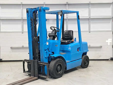 Chariots élévateurs diesel 1996  Hyster H2.50XM (1)
