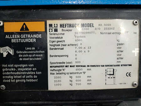 Chariots élévateurs diesel 1996  Hyster H2.50XM (11)