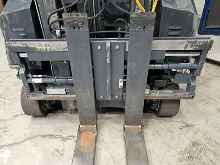 Carrelli elevatori laterali  Combilift CBE3000 (7)