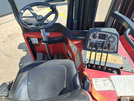 Meeneemheftrucks 2011  Moffett M4 20.4 (8)