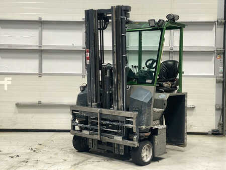 Carregador lateral 2019  Combilift CBE2500 (1)